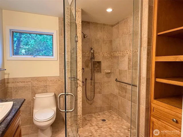 a view of walk in closet