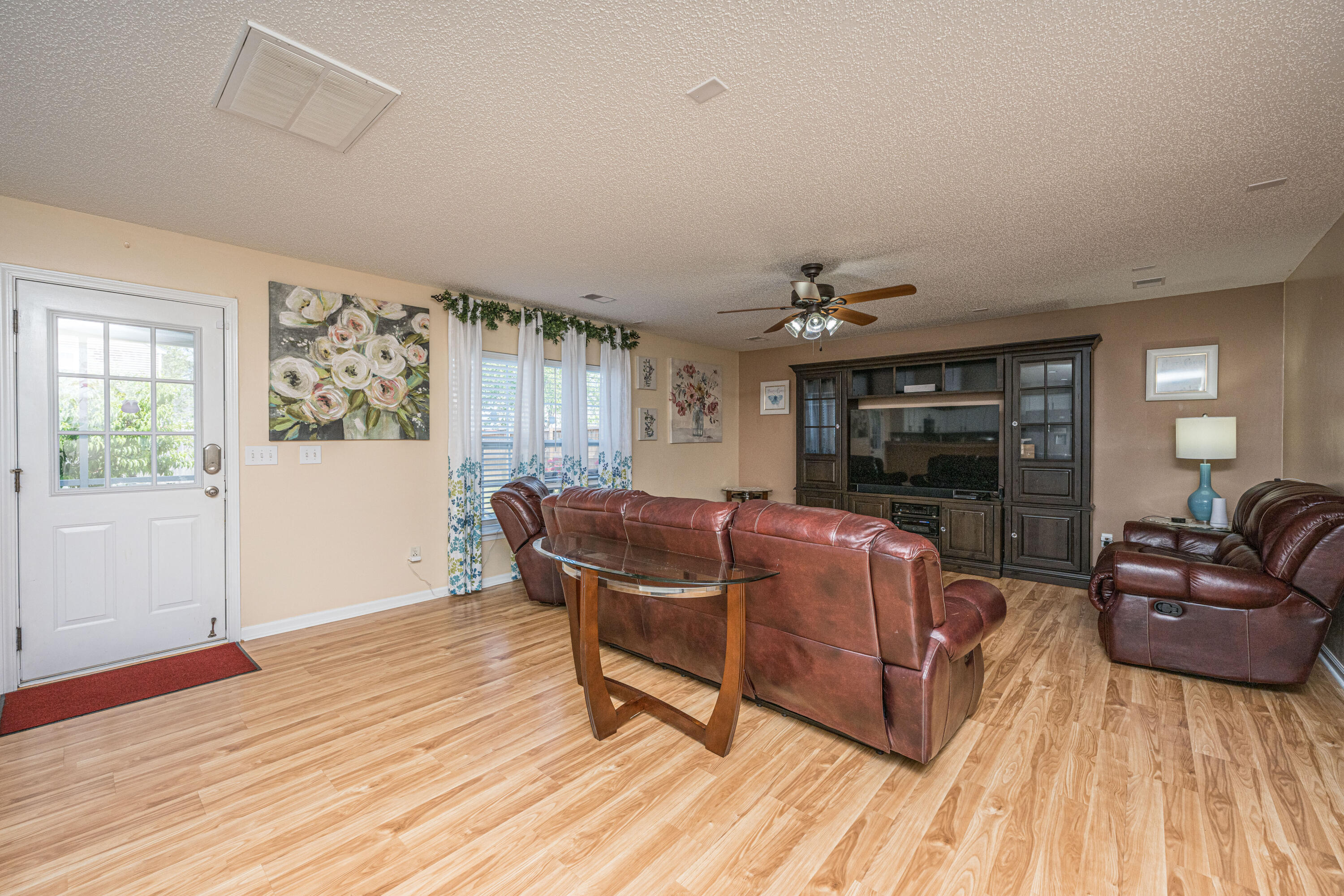 1138 Moss Grove Drive Moncks Corner, SC 29461 - Photo 7 of 42 1138MossGroveDrREDO011