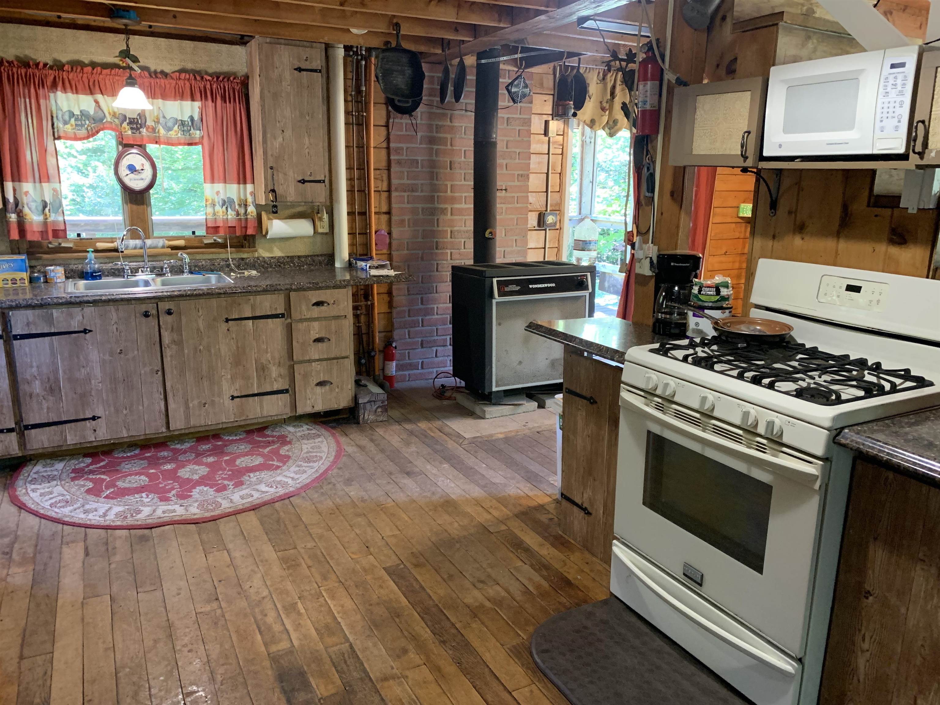 337 North Wakefield Road Wolfeboro, NH 03894 - Photo 9 of 31 Gallery Image 9