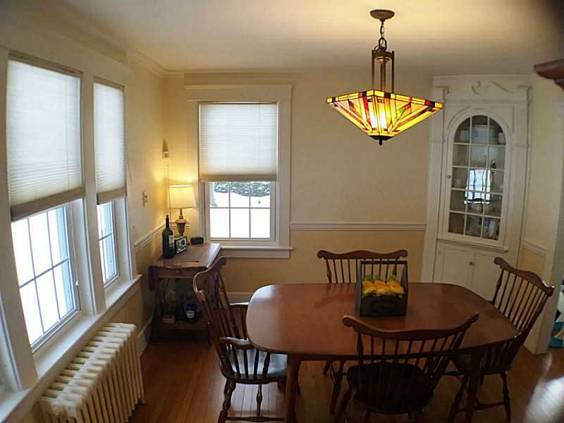 918 Main Street Warren, RI 02885 - Photo 8 of 24 Dining Room.