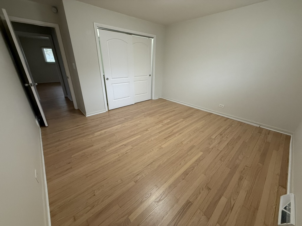1S526 Nimitz Road Villa Park, IL 60181 - Photo 6 of 17