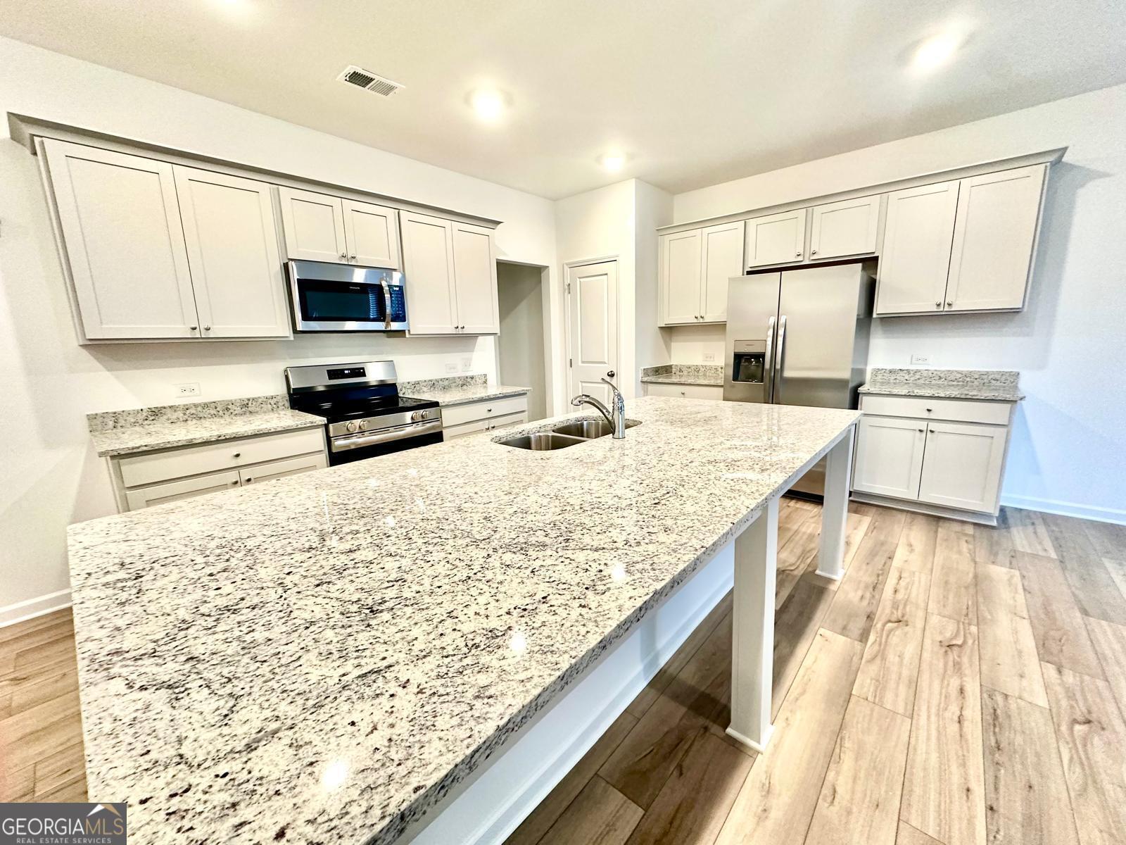 236 Vision Street Bethlehem, GA 30620 - Photo 8 of 27