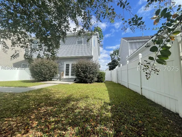 $3,000 | 15 6th Avenue, Bluffton, SC 29910