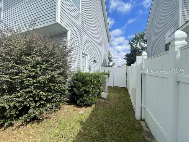 $3,000 | 15 6th Avenue, Bluffton, SC 29910