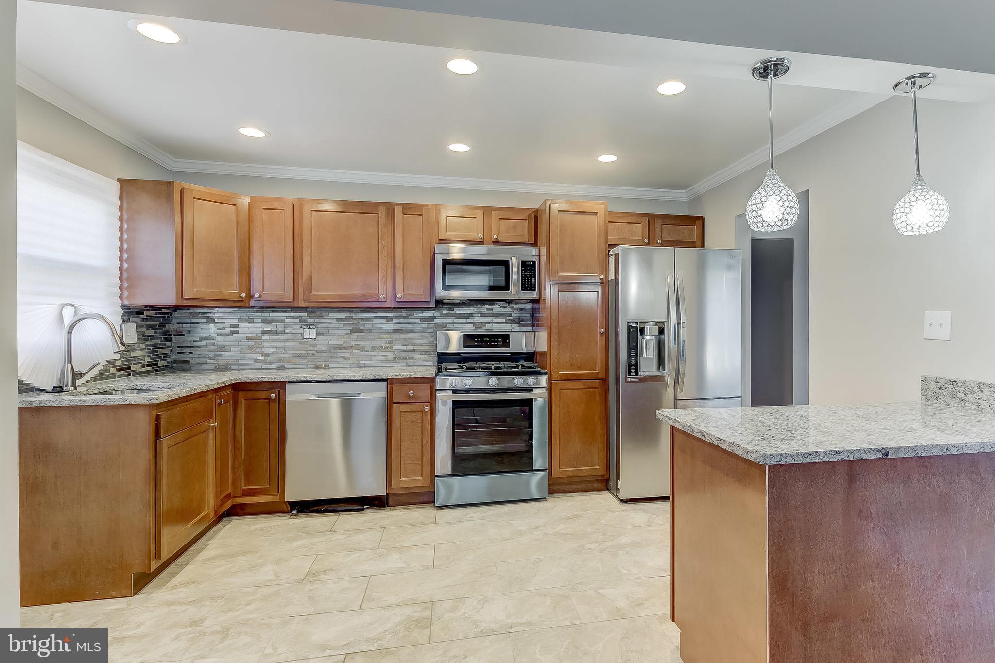 3309 Fieldview Road Baltimore, MD 21207 - Photo 2 of 19