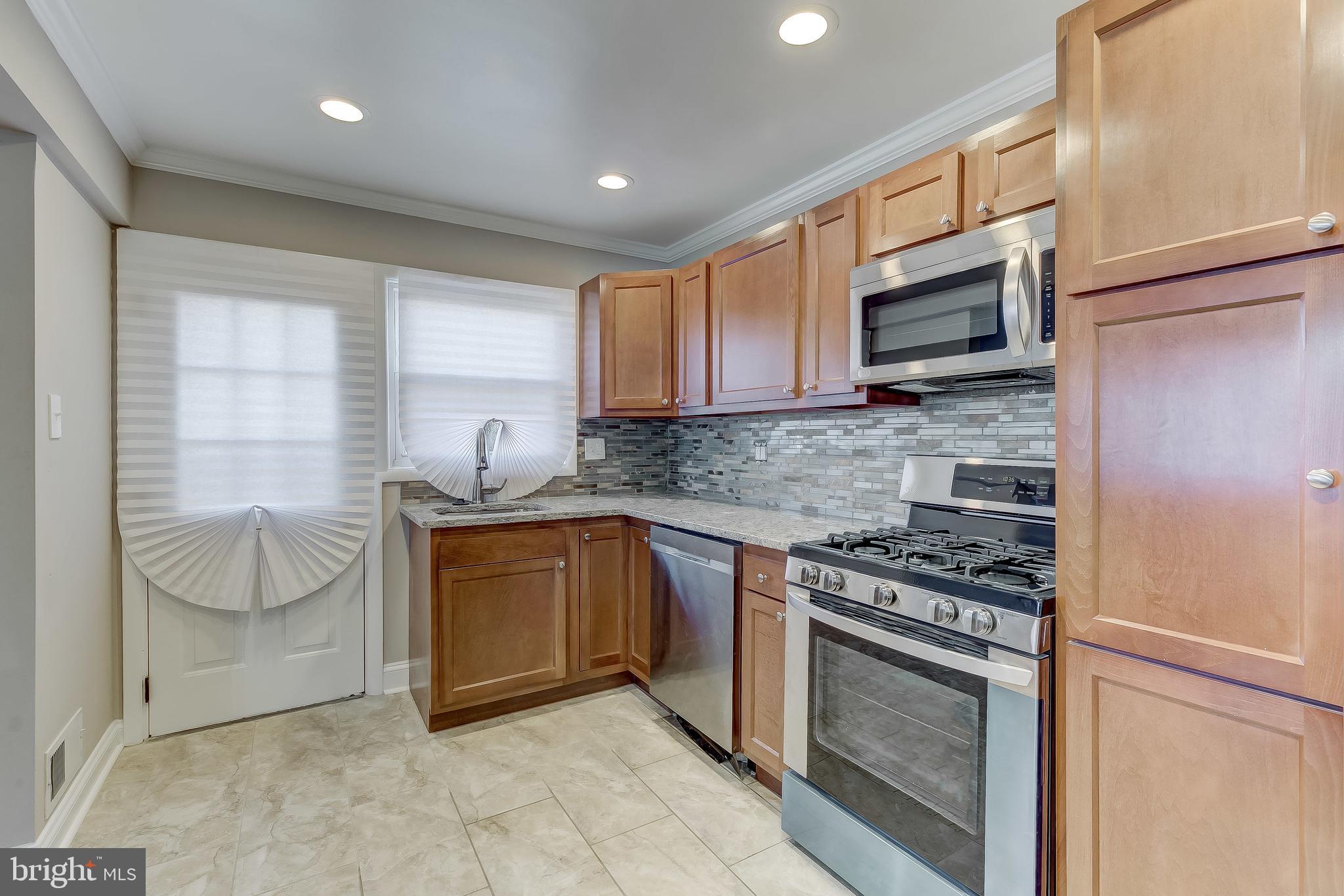 3309 Fieldview Road Baltimore, MD 21207 - Photo 5 of 19