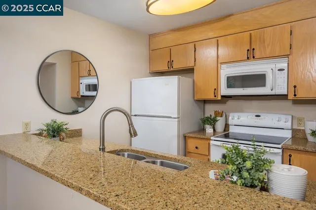 $399,950 | 1455 Latour Lane, Unit 43, Concord, CA 94521