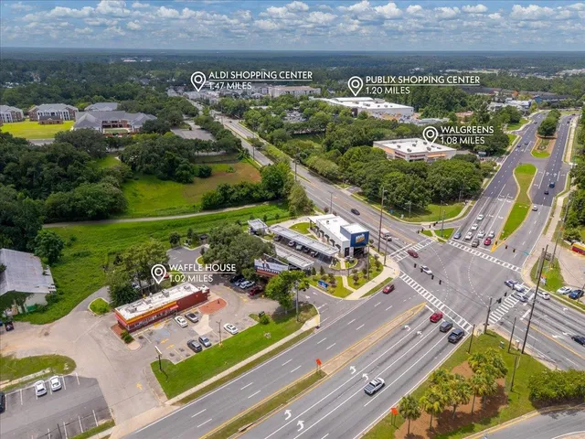 $141,900 | 422 Westwood Drive, Tallahassee, FL 32304