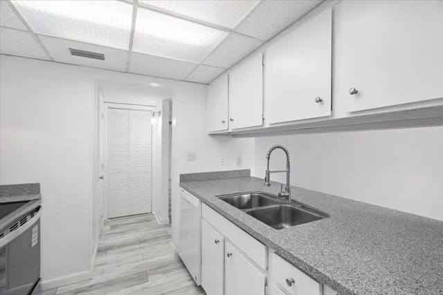 $141,900 | 422 Westwood Drive, Tallahassee, FL 32304