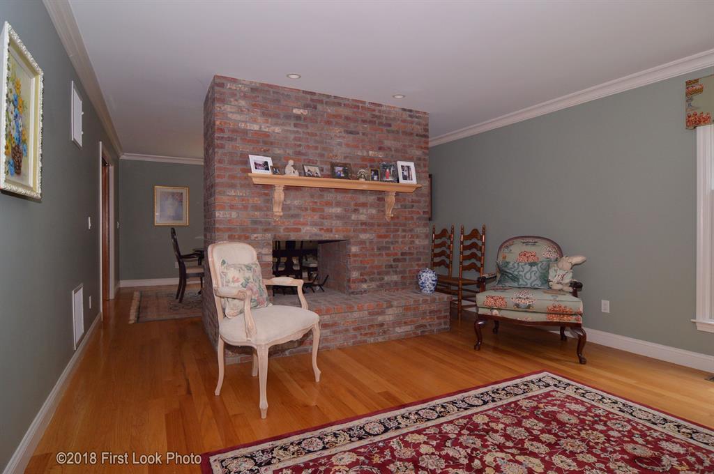 65 Nipmuc Road Scituate, RI 02825 - Photo 2 of 37