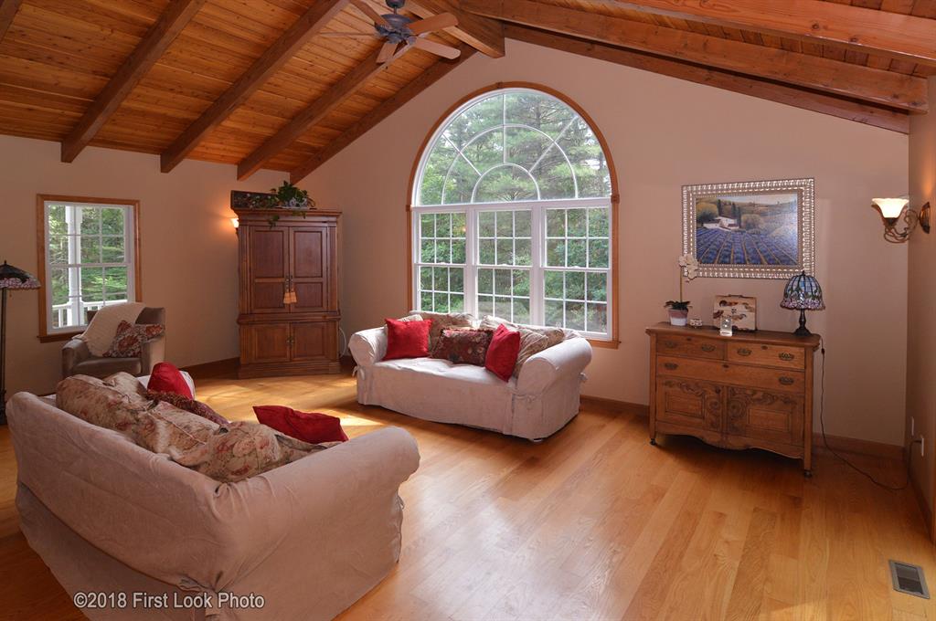 65 Nipmuc Road Scituate, RI 02825 - Photo 13 of 37