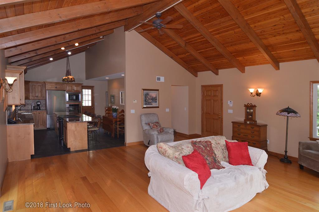 65 Nipmuc Road Scituate, RI 02825 - Photo 17 of 37