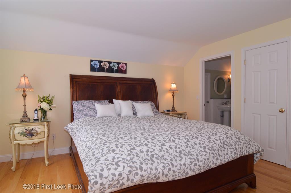 65 Nipmuc Road Scituate, RI 02825 - Photo 20 of 37