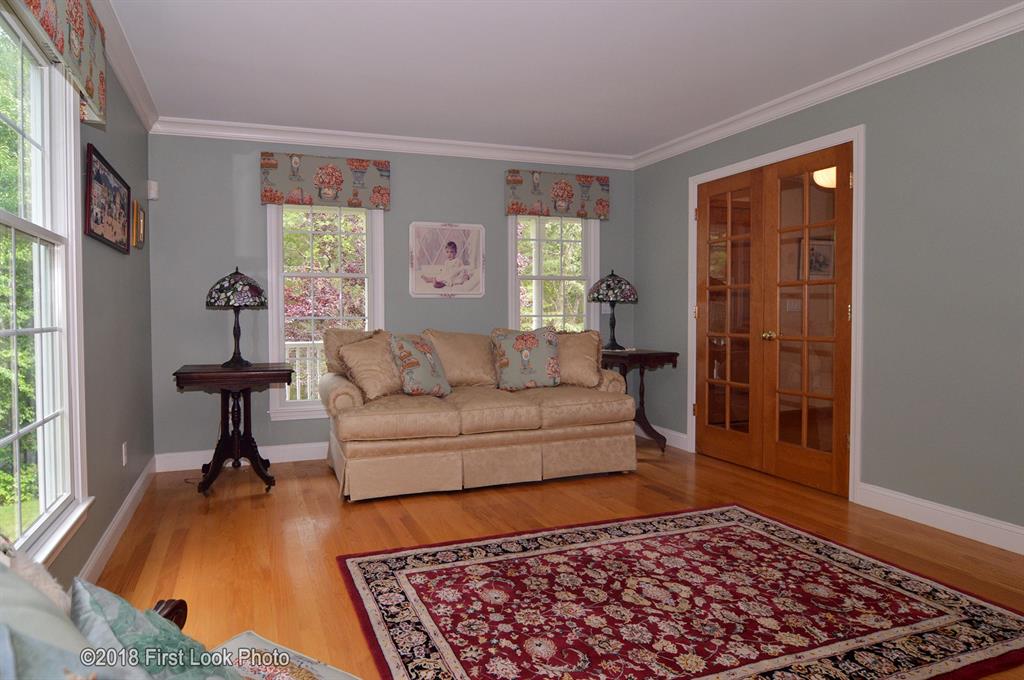 65 Nipmuc Road Scituate, RI 02825 - Photo 3 of 37