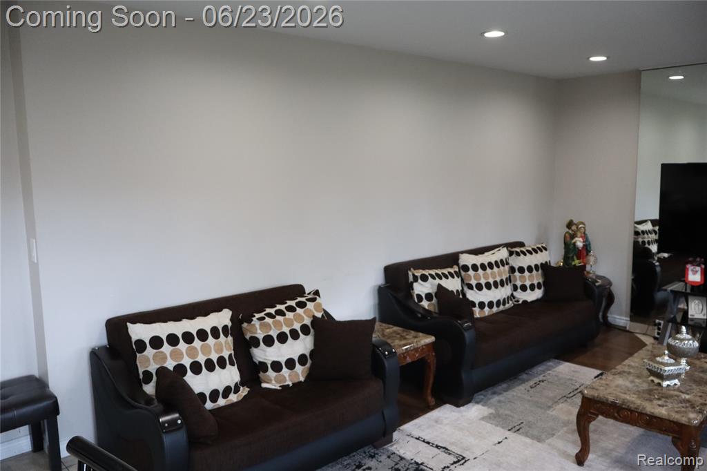 39552 Forbes Drive Sterling Heights, MI 48310 - Photo 15 of 45
