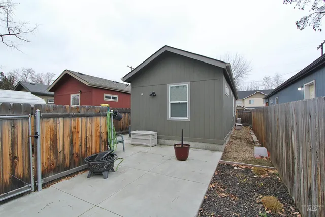 $299,999 | 3015 Silver Street, Boise, ID 83703