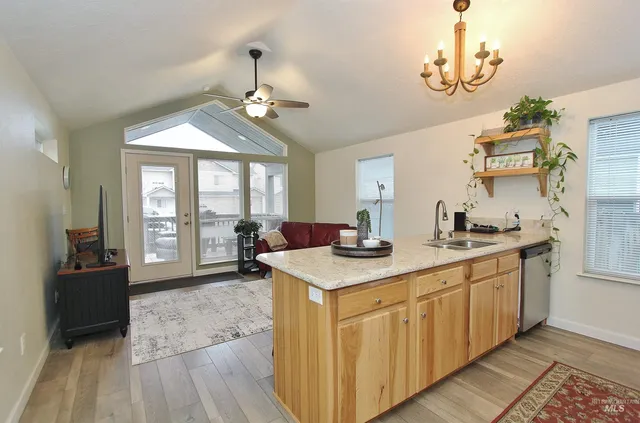 $299,999 | 3015 Silver Street, Boise, ID 83703