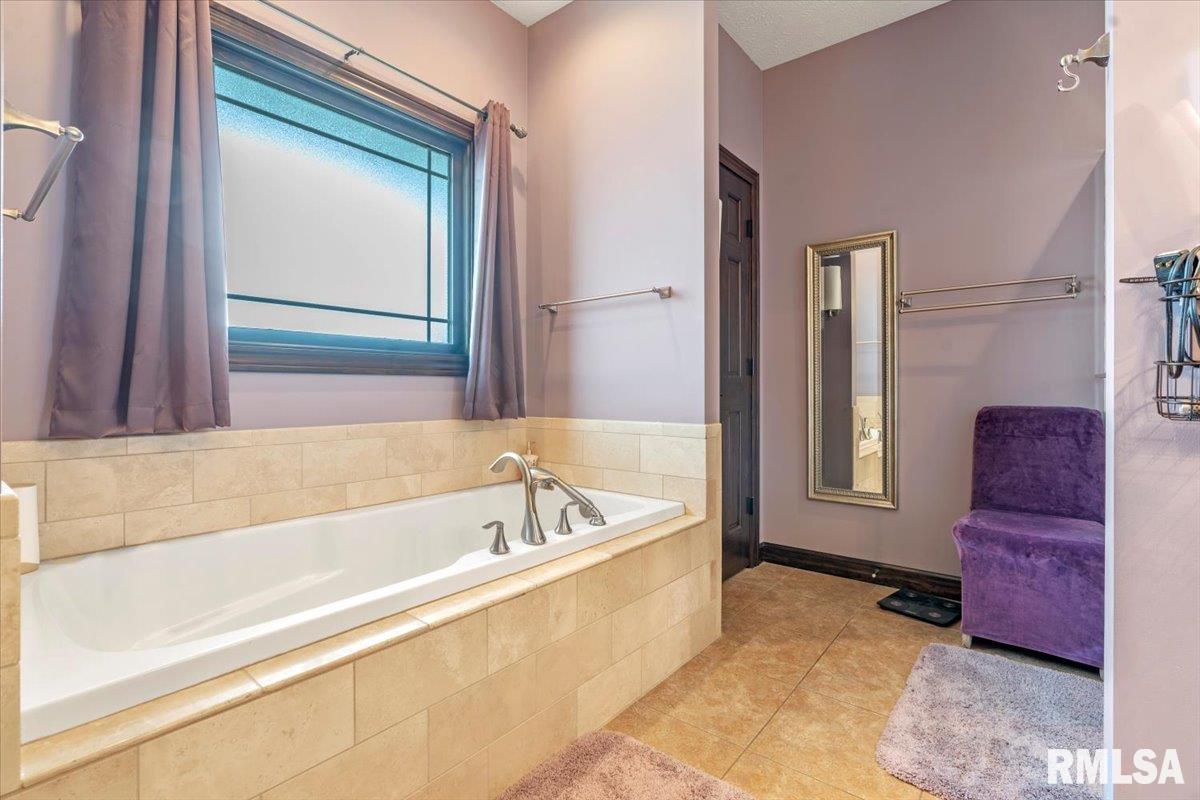 1675 Grace Ridge Road New Berlin, IL 62670 - Photo 35 of 66 Gallery Image 35