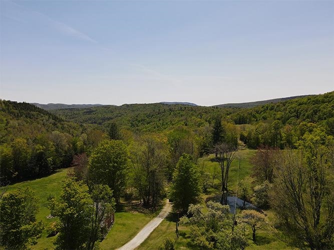 946 Old Gulf Road South Andover, VT 05143 - Photo 18 of 26