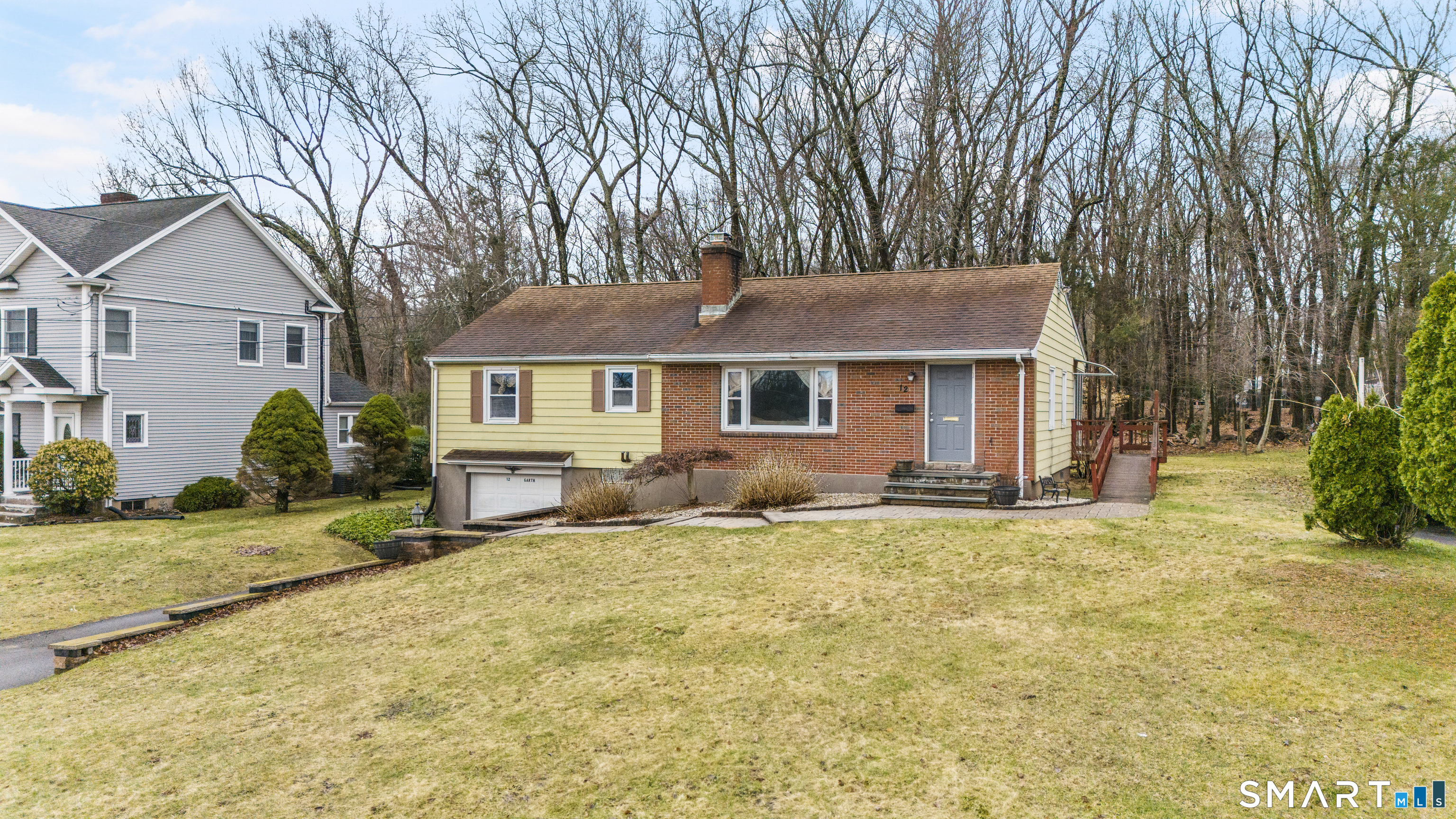 12 Garth Road Manchester, CT 06040 - Photo 30 of 37