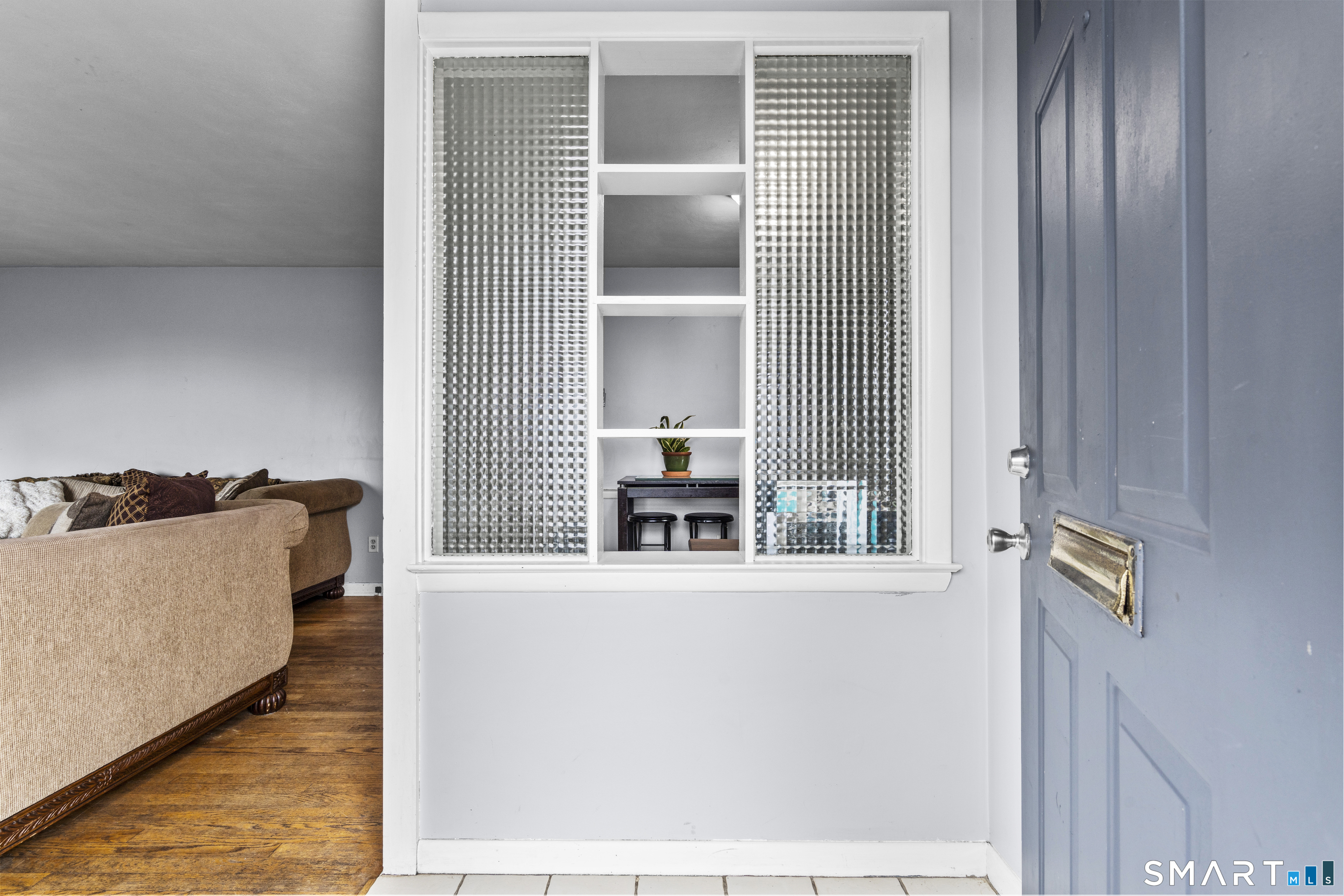 12 Garth Road Manchester, CT 06040 - Photo 3 of 37