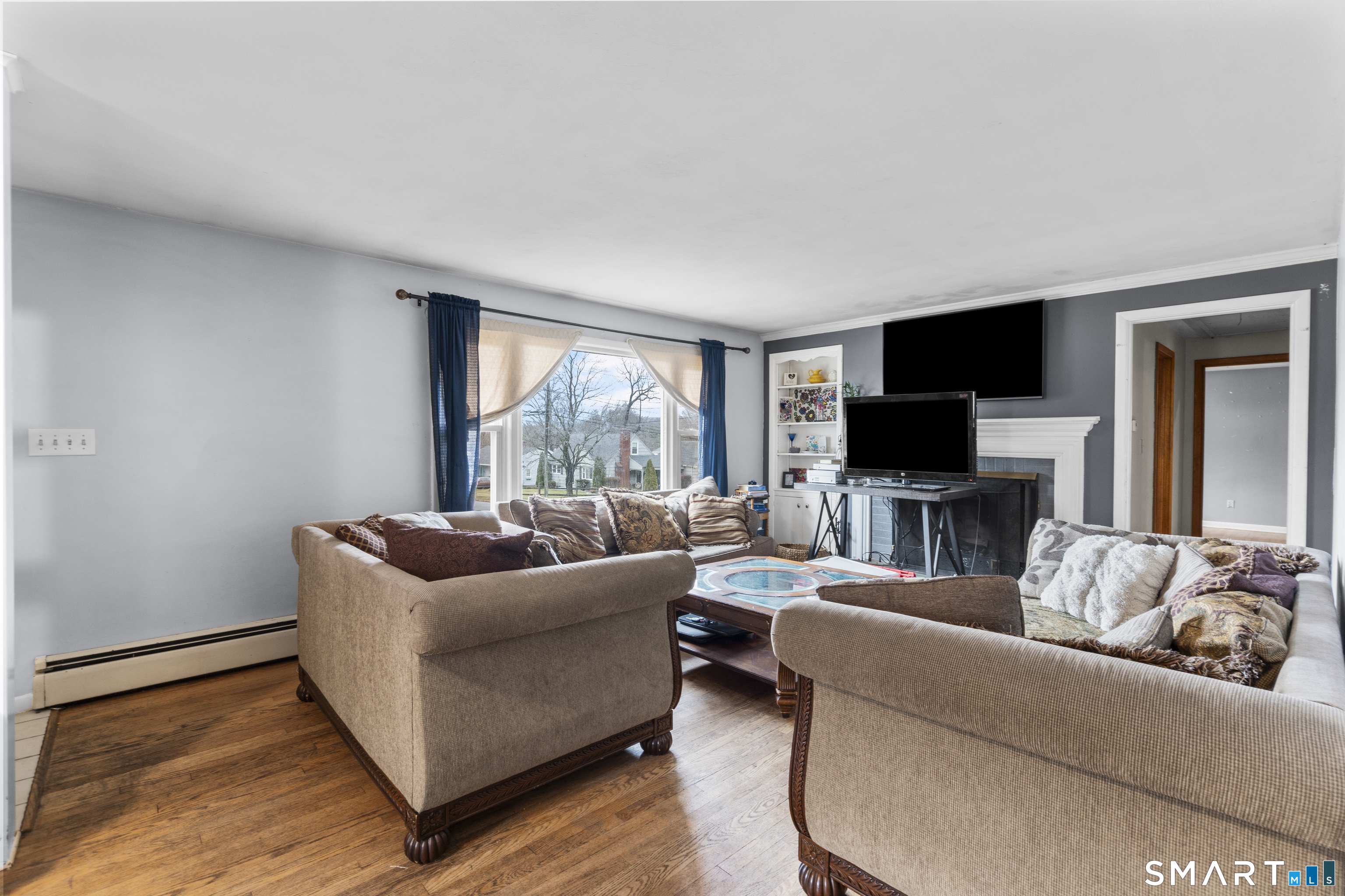 12 Garth Road Manchester, CT 06040 - Photo 6 of 37