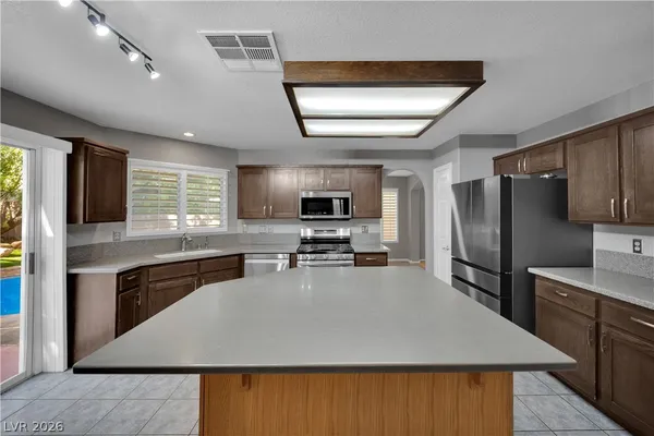 $619,999 | 21 Antero Drive, Henderson, NV 89074