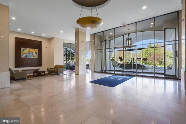 $230,000 | 301 North Beauregard Street, Unit 202, Alexandria, VA 22312