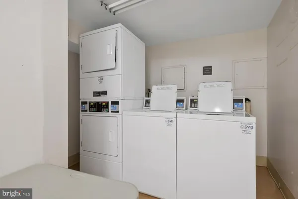 $230,000 | 301 North Beauregard Street, Unit 202, Alexandria, VA 22312