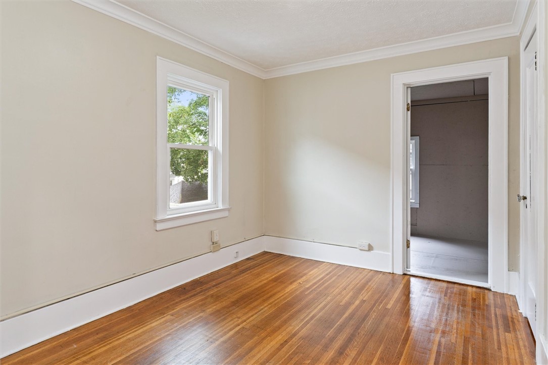 19 Genesee Park Boulevard Rochester, NY 14611 - Photo 32 of 50