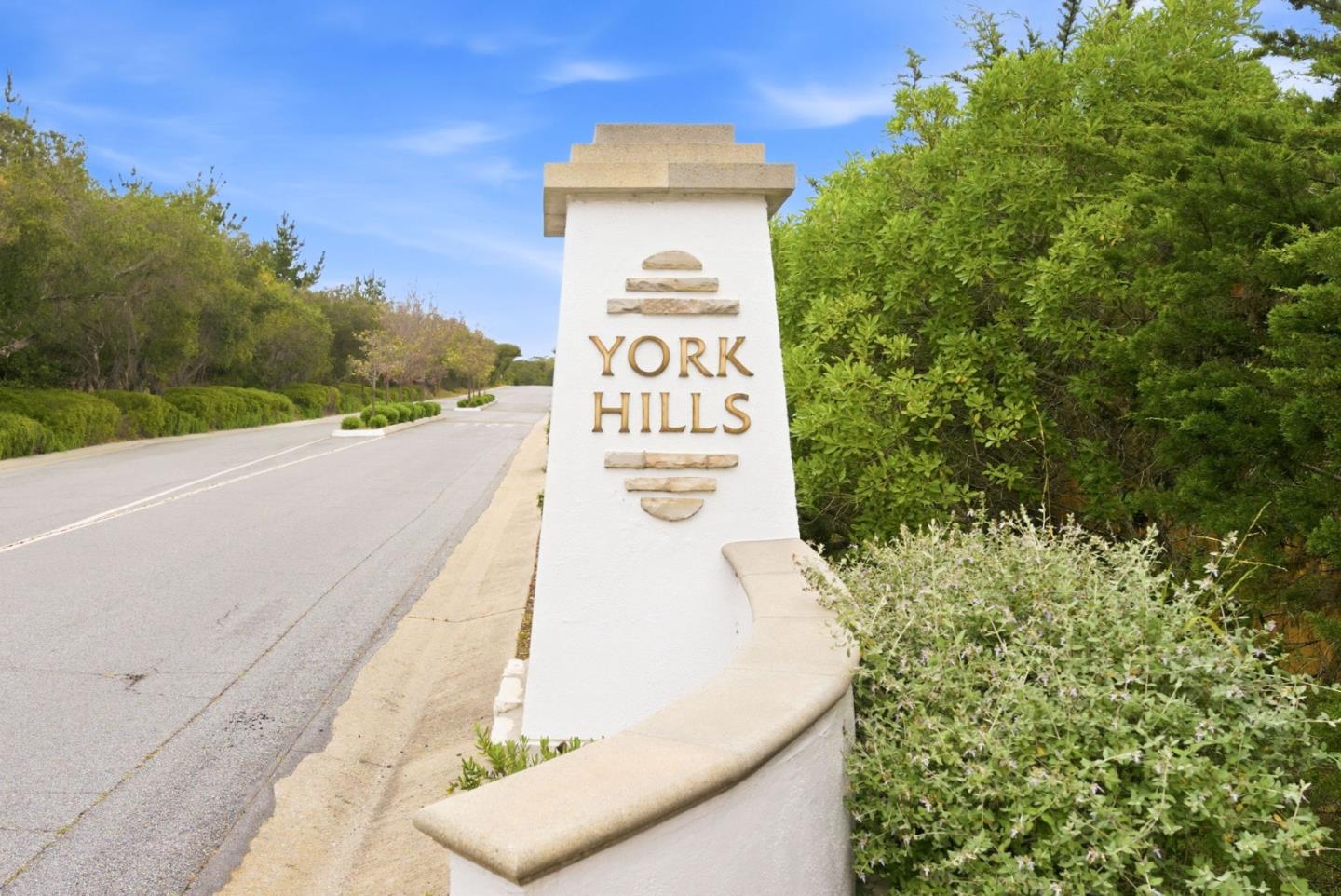 9505 York Road Monterey, CA 93940 - Photo 4 of 131