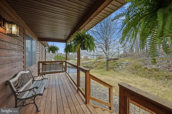 $450,000 | 320 Shawnee Trail, Winchester, VA 22602