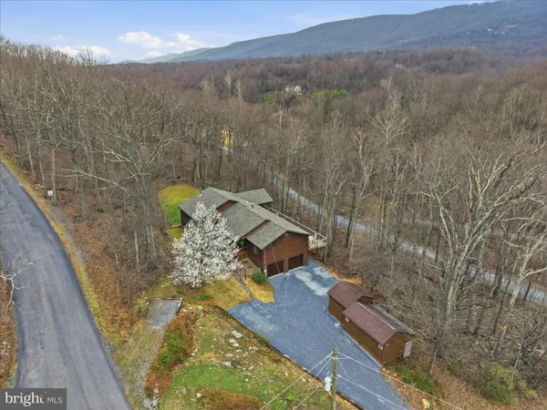 $450,000 | 320 Shawnee Trail, Winchester, VA 22602