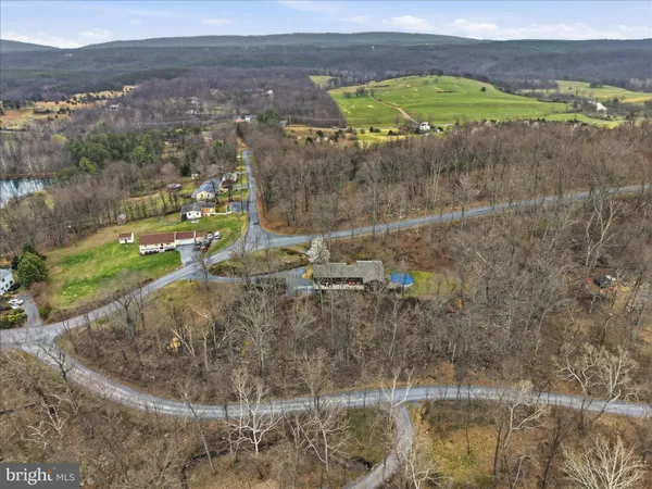 $450,000 | 320 Shawnee Trail, Winchester, VA 22602