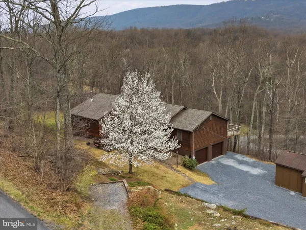 $450,000 | 320 Shawnee Trail, Winchester, VA 22602