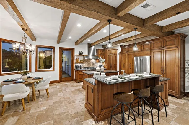 $7,900,000 | 3811 Vista Blanca, San Clemente, CA 92672