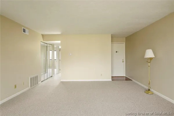 $153,000 | 48 Lakeshore Drive, Clarksville, IN 47129