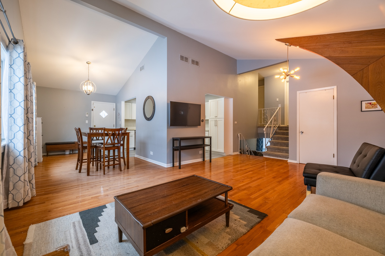 108 Forestview Road Bensenville, IL 60106 - Photo 7 of 22 Gallery Image 7