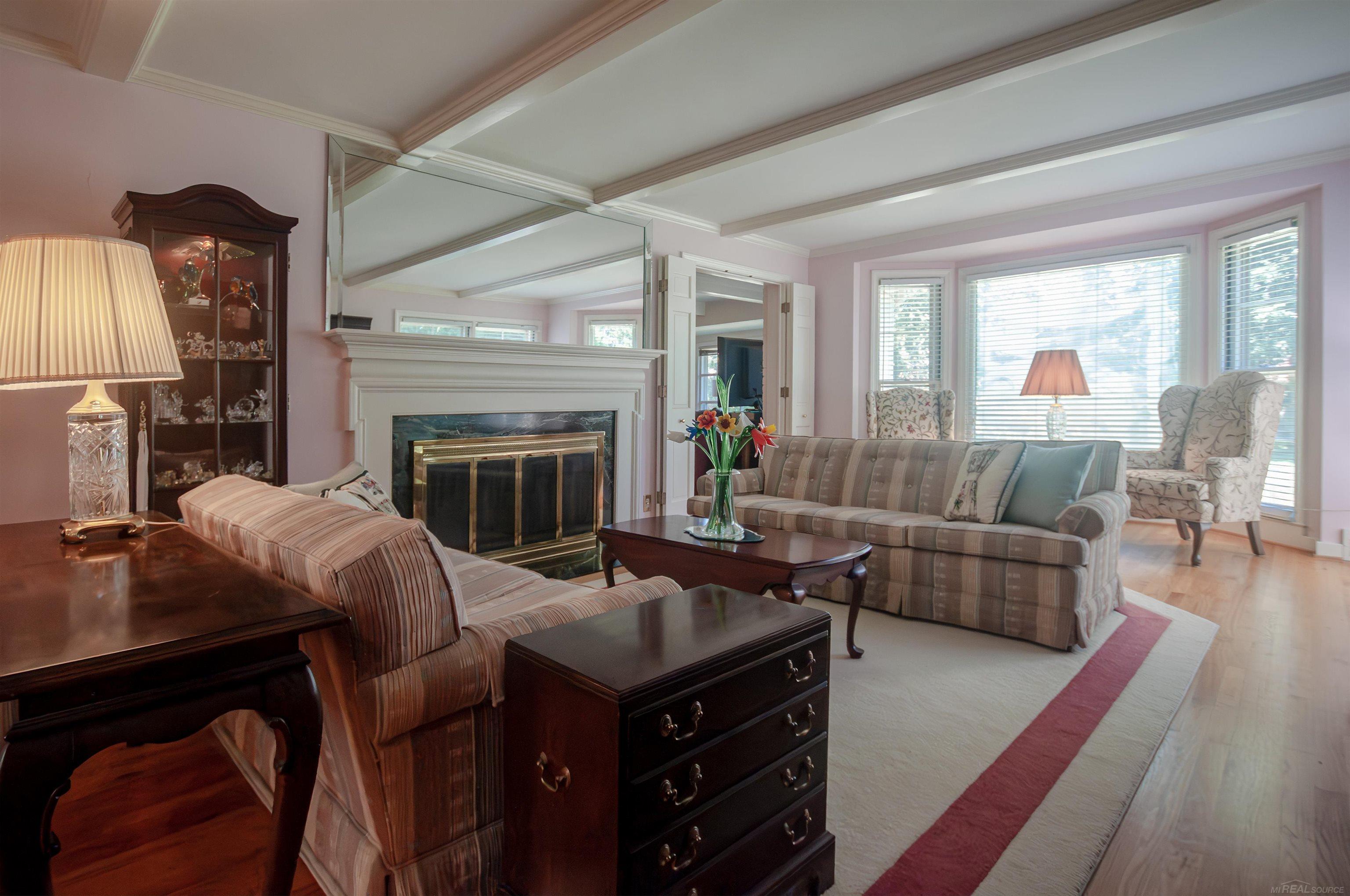 164 Lothrop Road Grosse Pointe Farms, MI 48236 - Photo 9 of 54