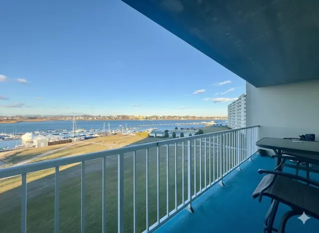 $2,600 | 100 Cove Way, Unit 506, Quincy, MA 02169