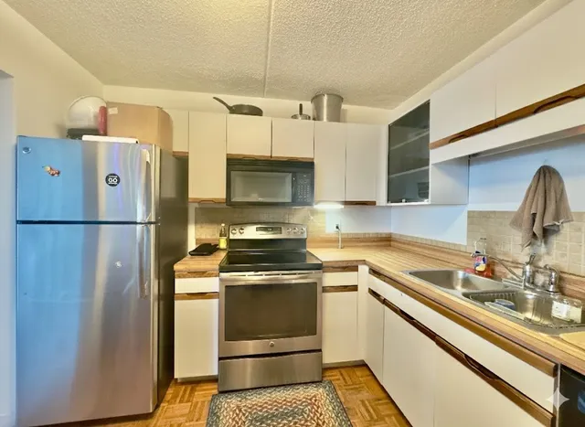 $2,600 | 100 Cove Way, Unit 506, Quincy, MA 02169