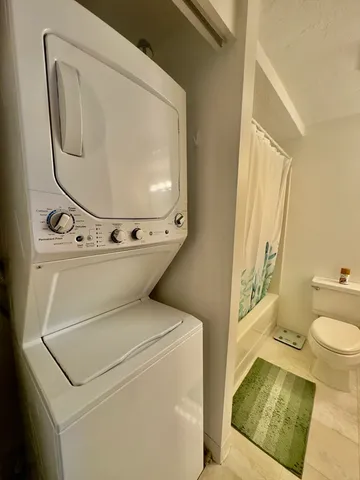 $2,600 | 100 Cove Way, Unit 506, Quincy, MA 02169