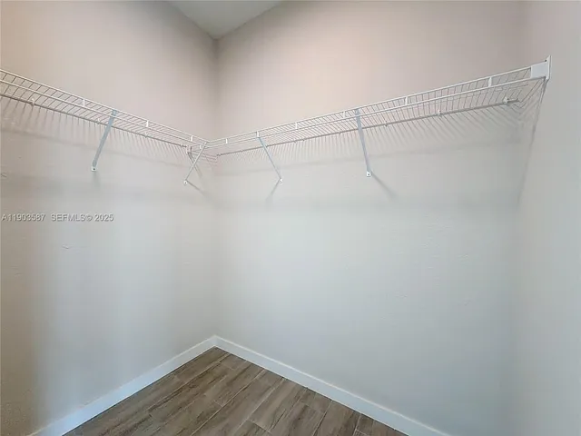 $3,000 | 406 Northwest 41st Street, Unit 406, Oakland Park, FL 33309