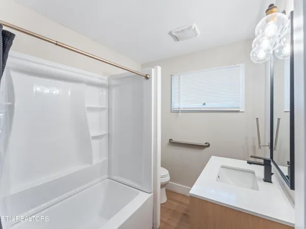 $585,000 | 6020 Weems Road, Knoxville, TN 37918