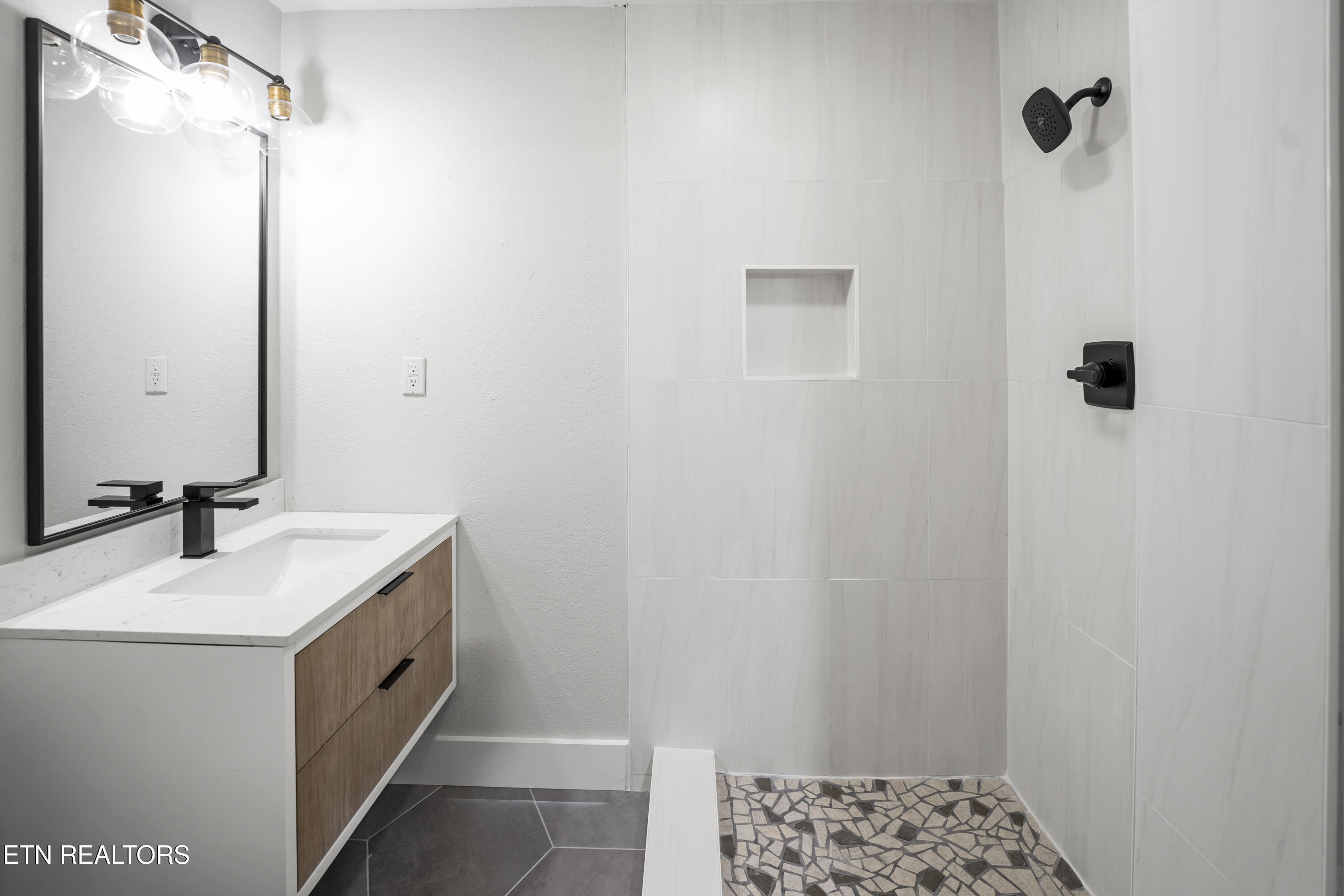 6020 Weems Road Knoxville, TN 37918 - Photo 20 of 30 DSC04756