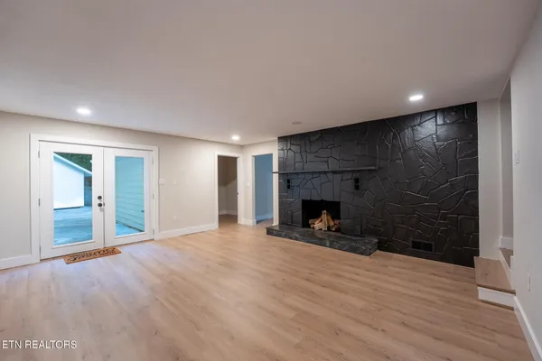 $585,000 | 6020 Weems Road, Knoxville, TN 37918