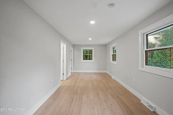 $585,000 | 6020 Weems Road, Knoxville, TN 37918