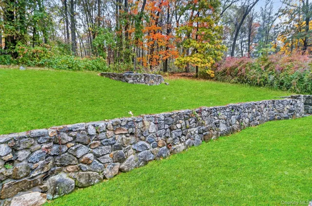 $450,000 | 56 Aqueduct Road, Garrison, NY 10524