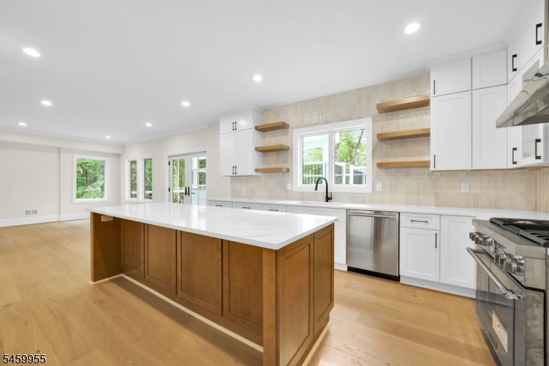 44 Hanover Road Mountain Lakes, NJ 07046 - Photo 17 of 49 Gallery Image 17