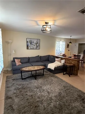 $1,250 | 8513 Regiment Drive, Chalmette, LA 70043